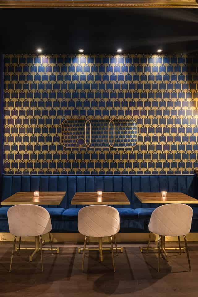 Lounge Bar