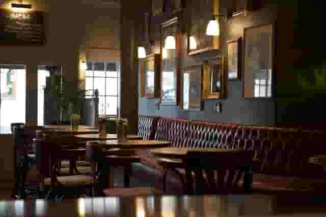 Dalys Wine Bar