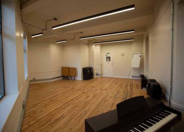 Studio 4