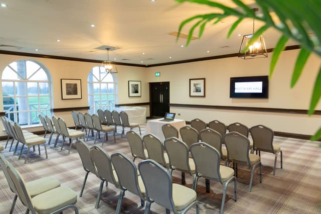 The Thomas Suite