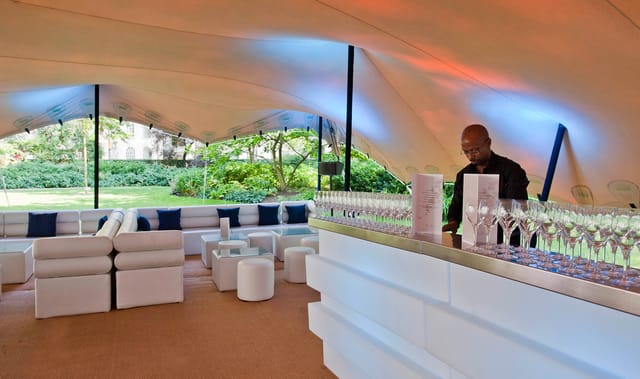 Stylish outdoor lounge at Portman Square Garden, ideal for cocktail receptions and networking.