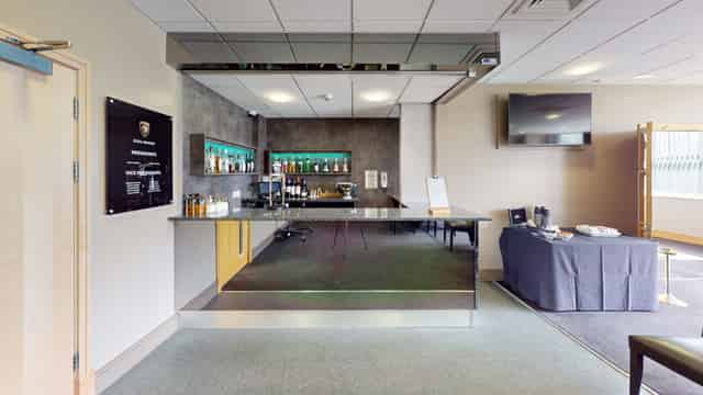 The Vice President's Suite & Guest Lounge