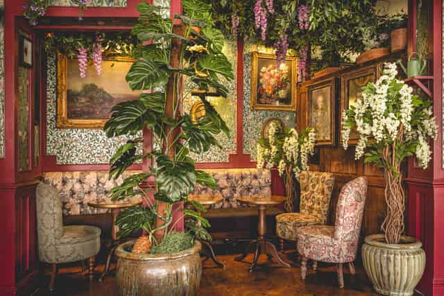 Mr Fogg's House of Botanical