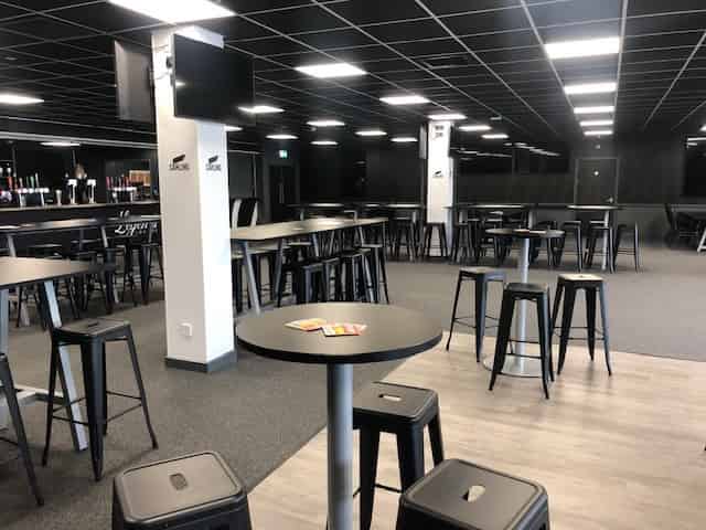 Legends Lounge