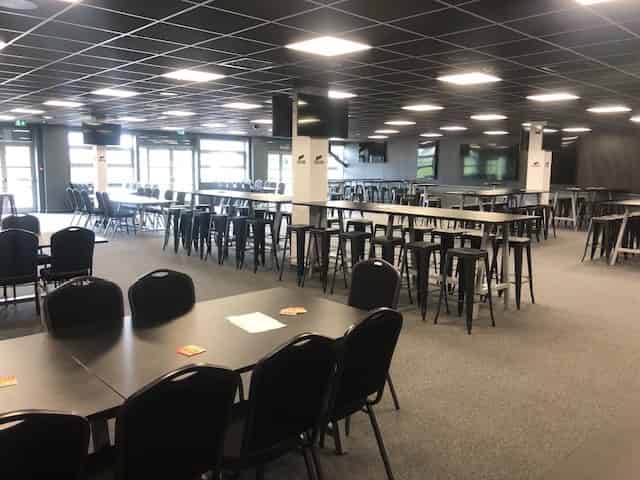 Legends Lounge