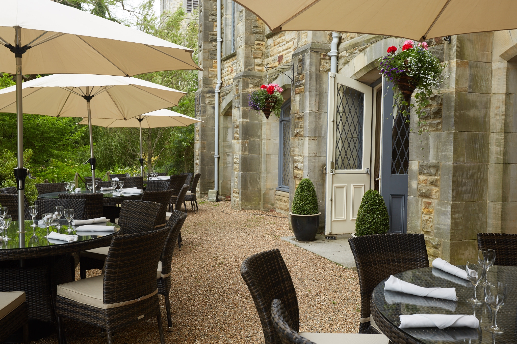 Elegant outdoor dining at Ashdown Park Hotel, perfect for upscale events and gatherings.