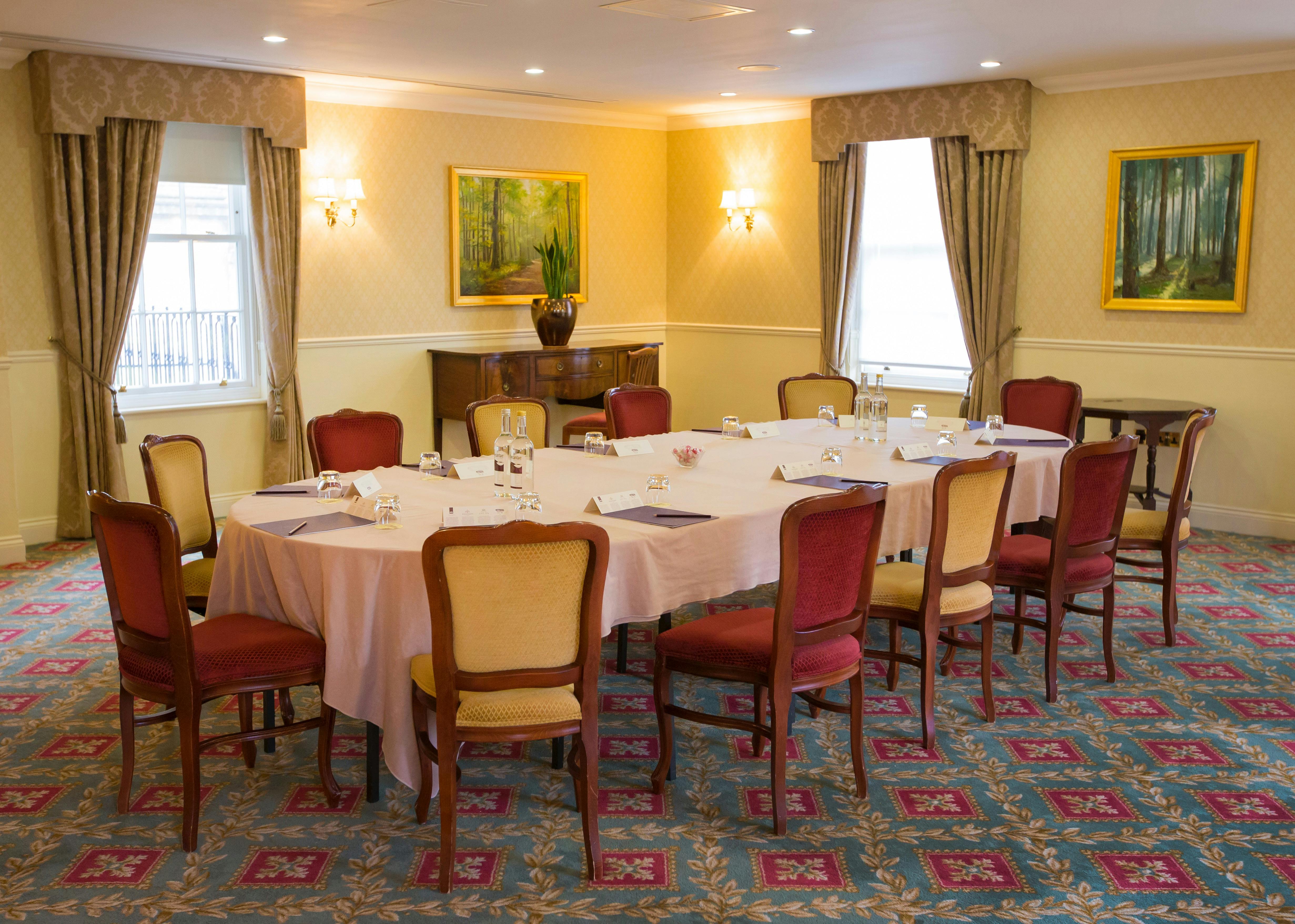 Elegant meeting room at Birchwood, Luton Hoo Hotel for corporate events and gatherings.