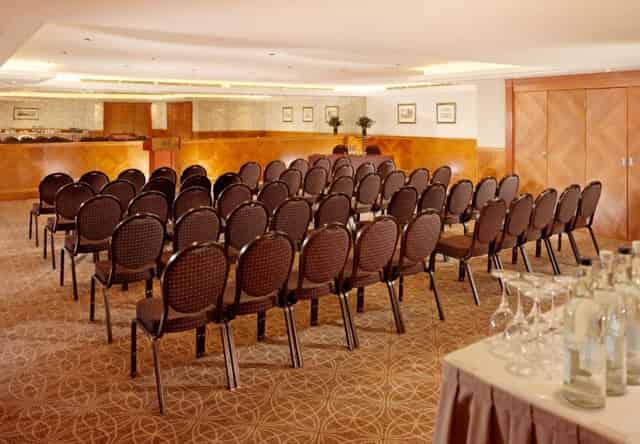 Royal Garden Hotel