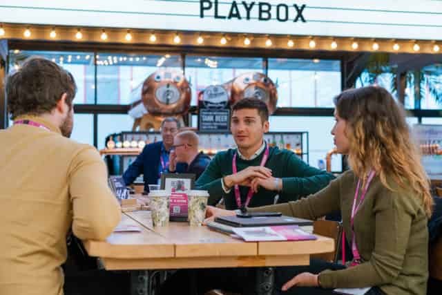 PlayBox Bar