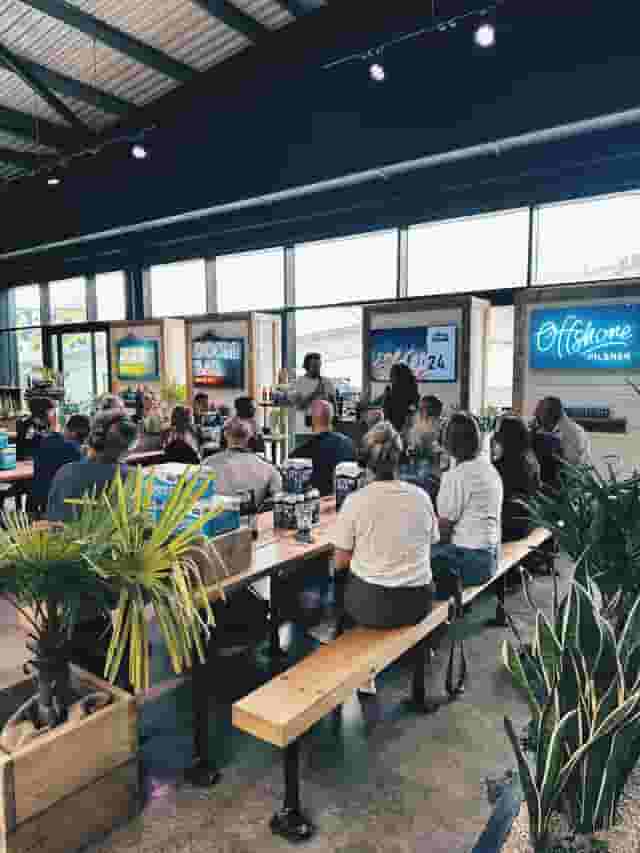 PlayBox Bar