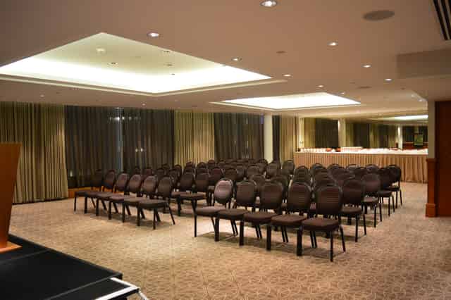 Royal Garden Hotel