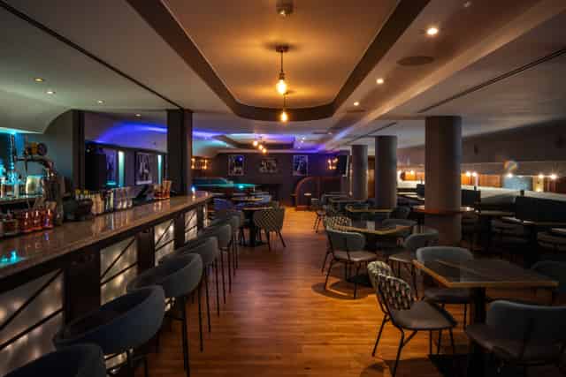 Piano Bar - Mezzanine Level