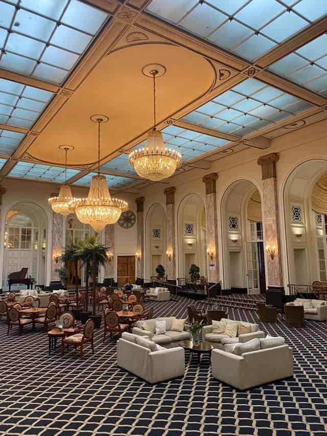 Grand Lounge