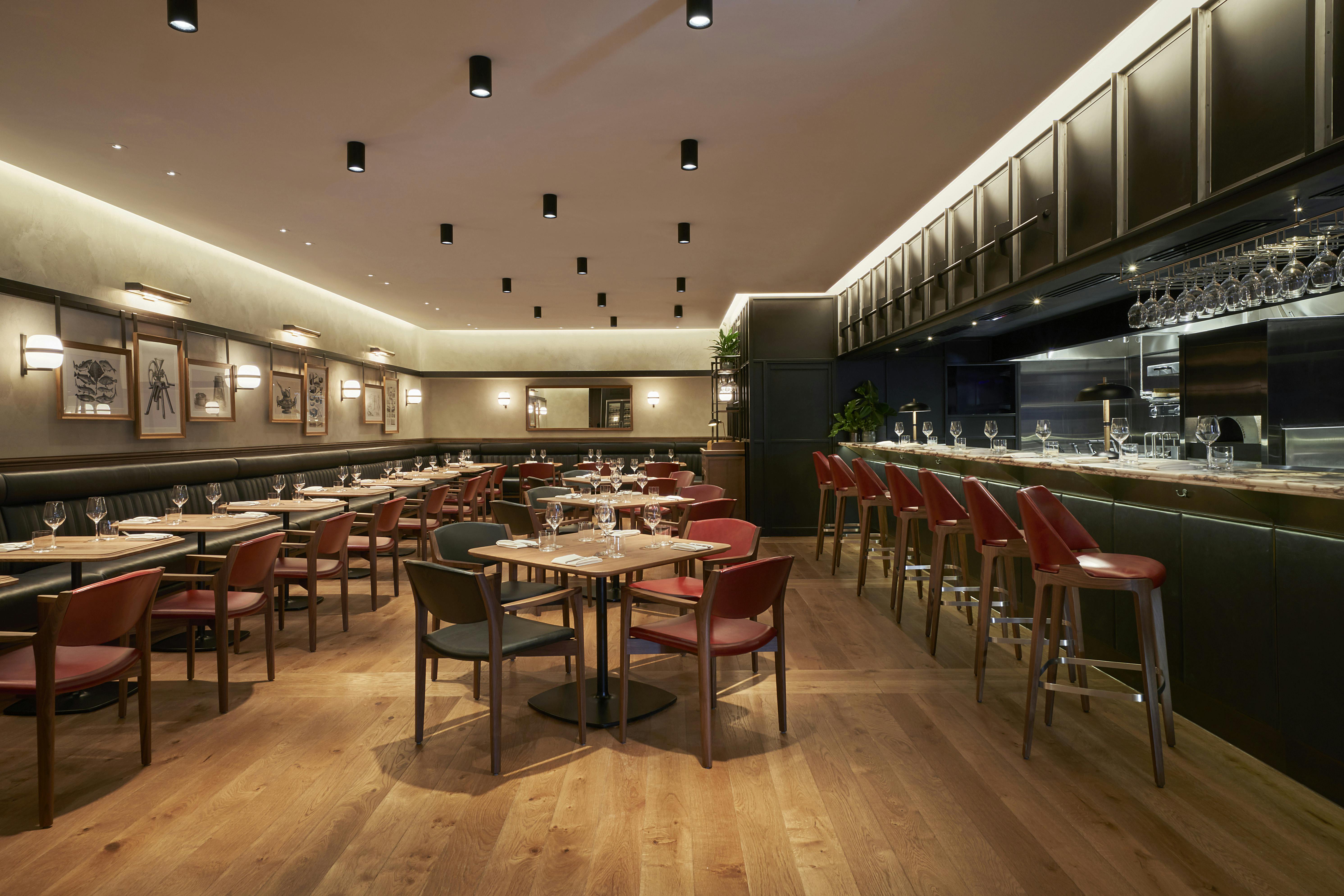 Elegant Gridiron restaurant in COMO Metropolitan London, ideal for events and meetings.