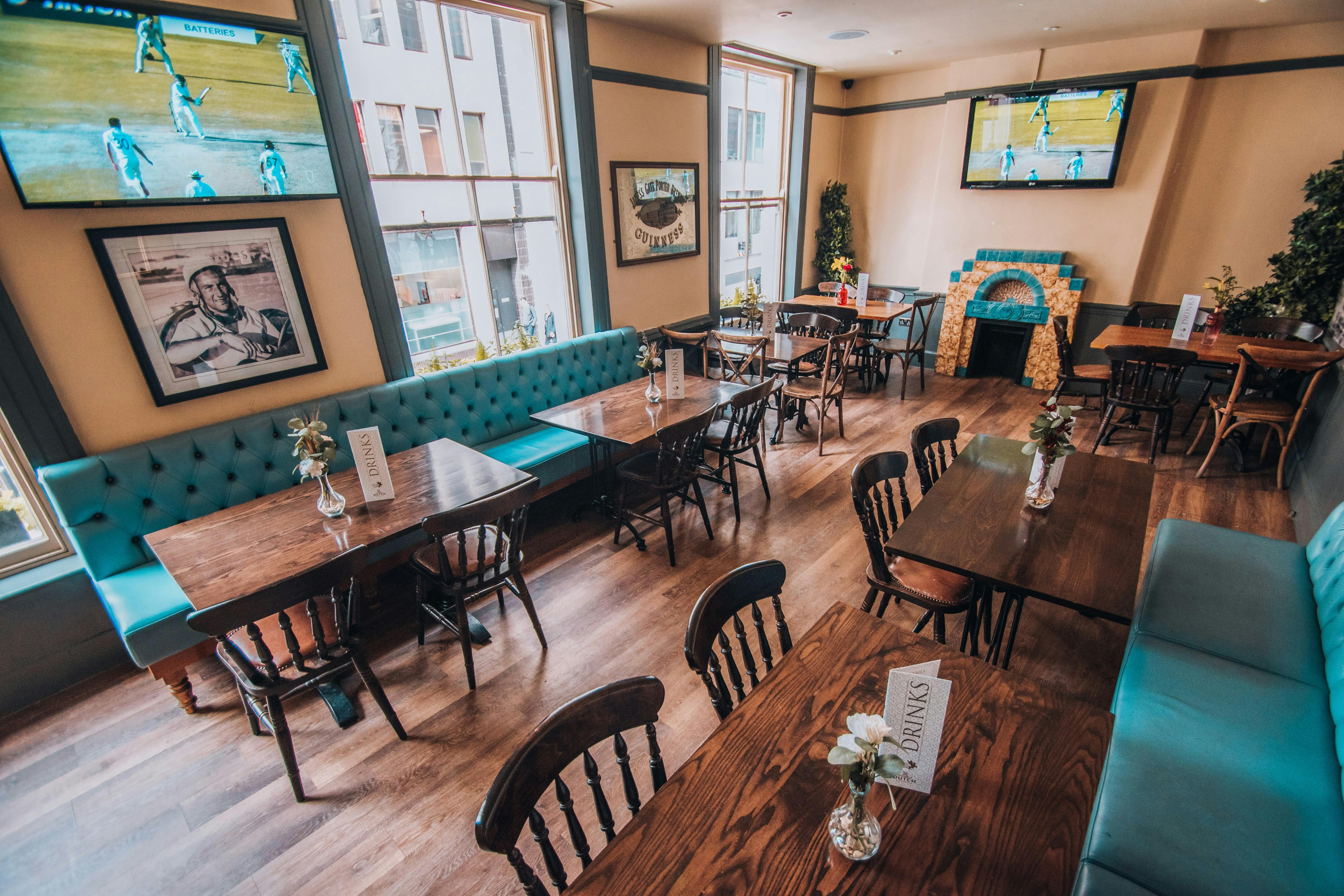 Private function room at The Flying Horse, ideal for networking events and receptions.