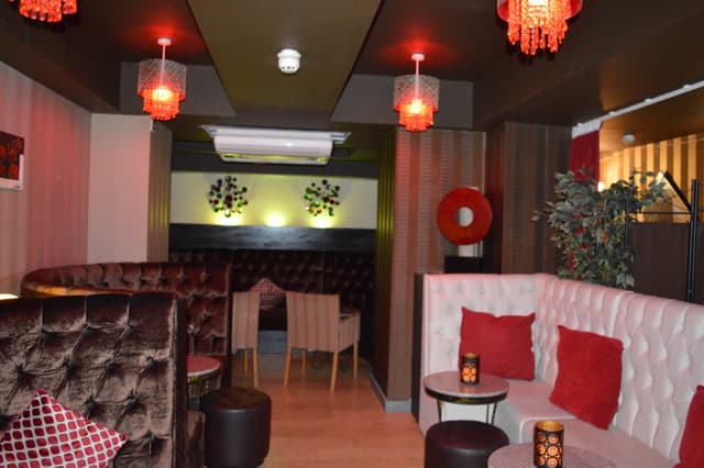 Lounge Bar