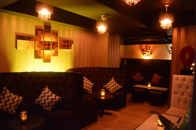 Lounge Bar