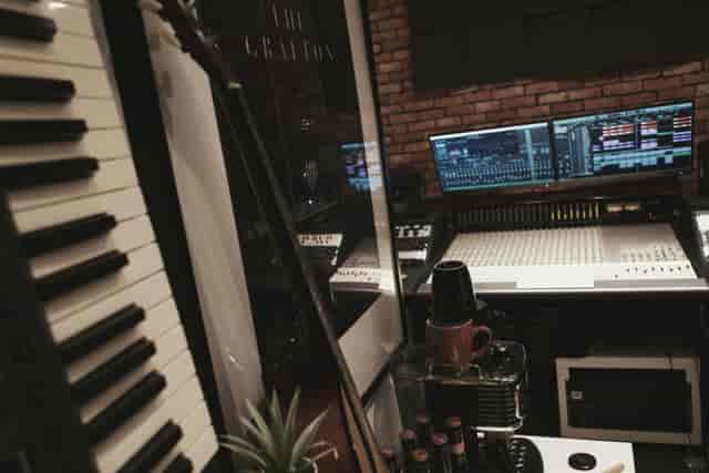 Modern recording studio setup in Innertone Collective for creative events and workshops.