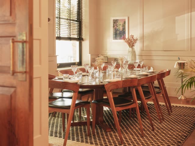 Side Room