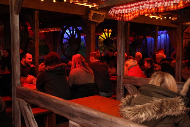 Cafe Bavaria - Unten (Downstairs)