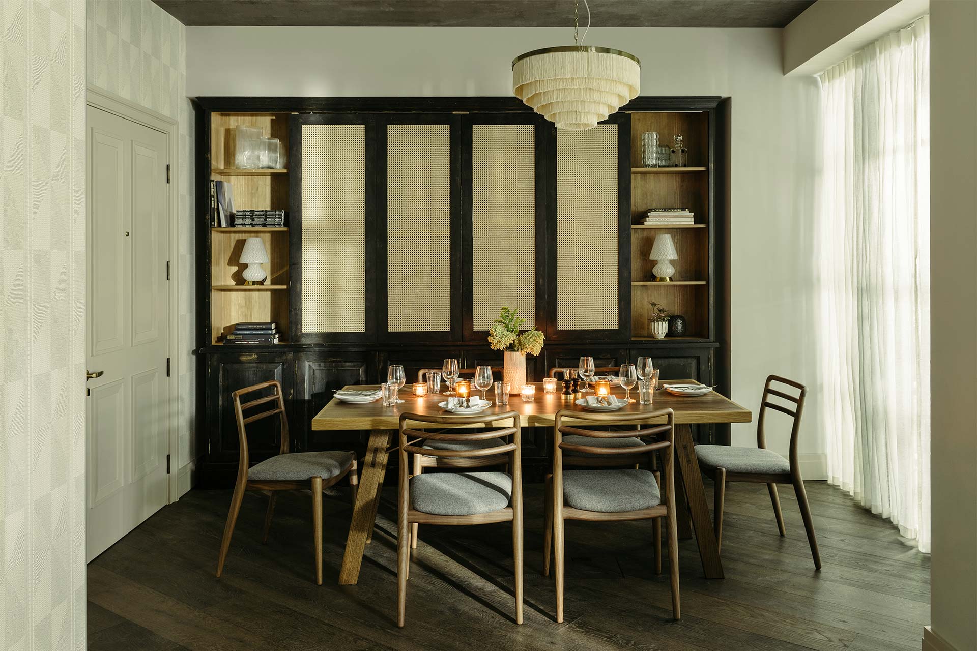 Stylish dining space at The Hoxton Southwark for corporate dinners and gatherings.