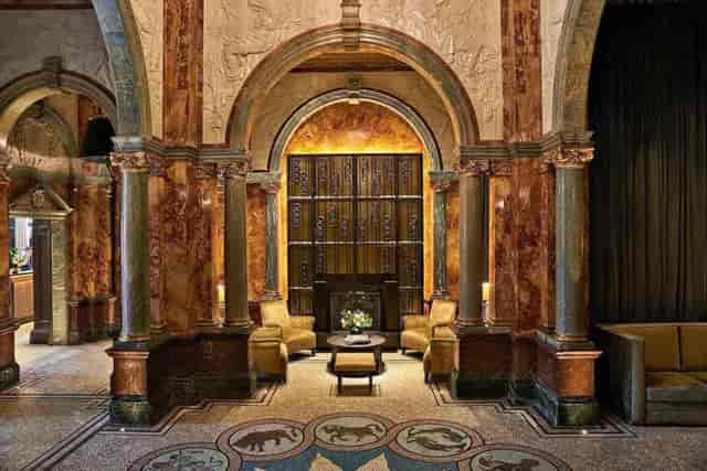 Sophisticated lobby at Kimpton Fitzroy London, ideal for networking events and gatherings.