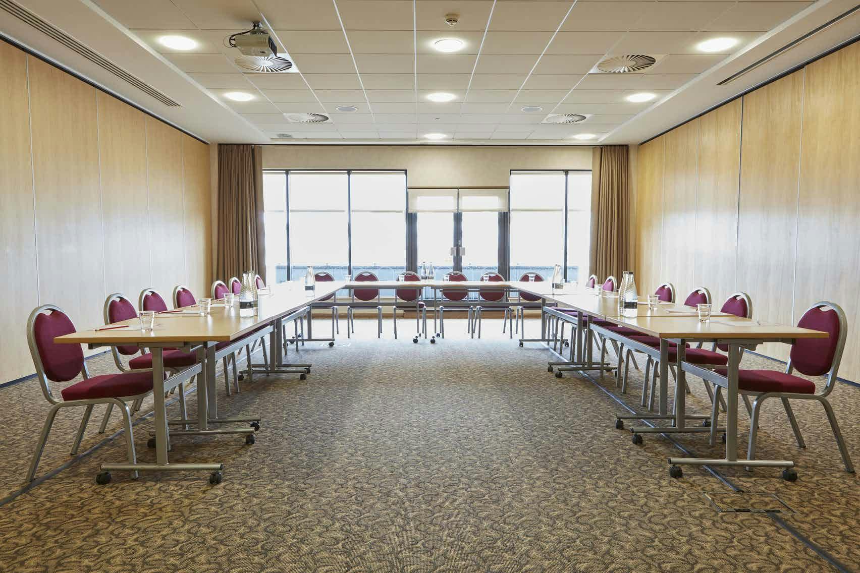 Future Inn Bristol Hotel - Colston image 1