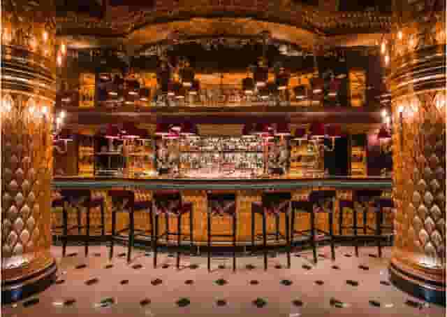 Filming & Photography Location, Park Chinois & 33 Dover Street