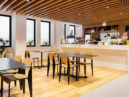 Spaces Euston Road - Room 4 image 1