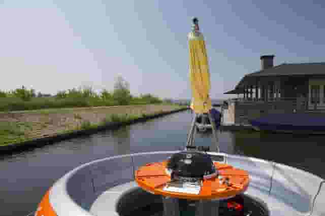 Skuna BBQ Boat
