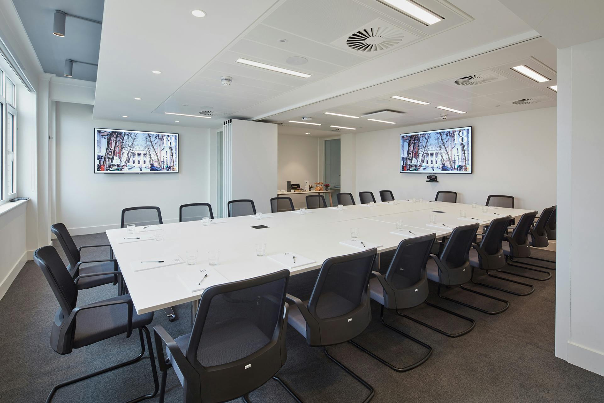 18 Smith Square - Eaton and Cockell image 1