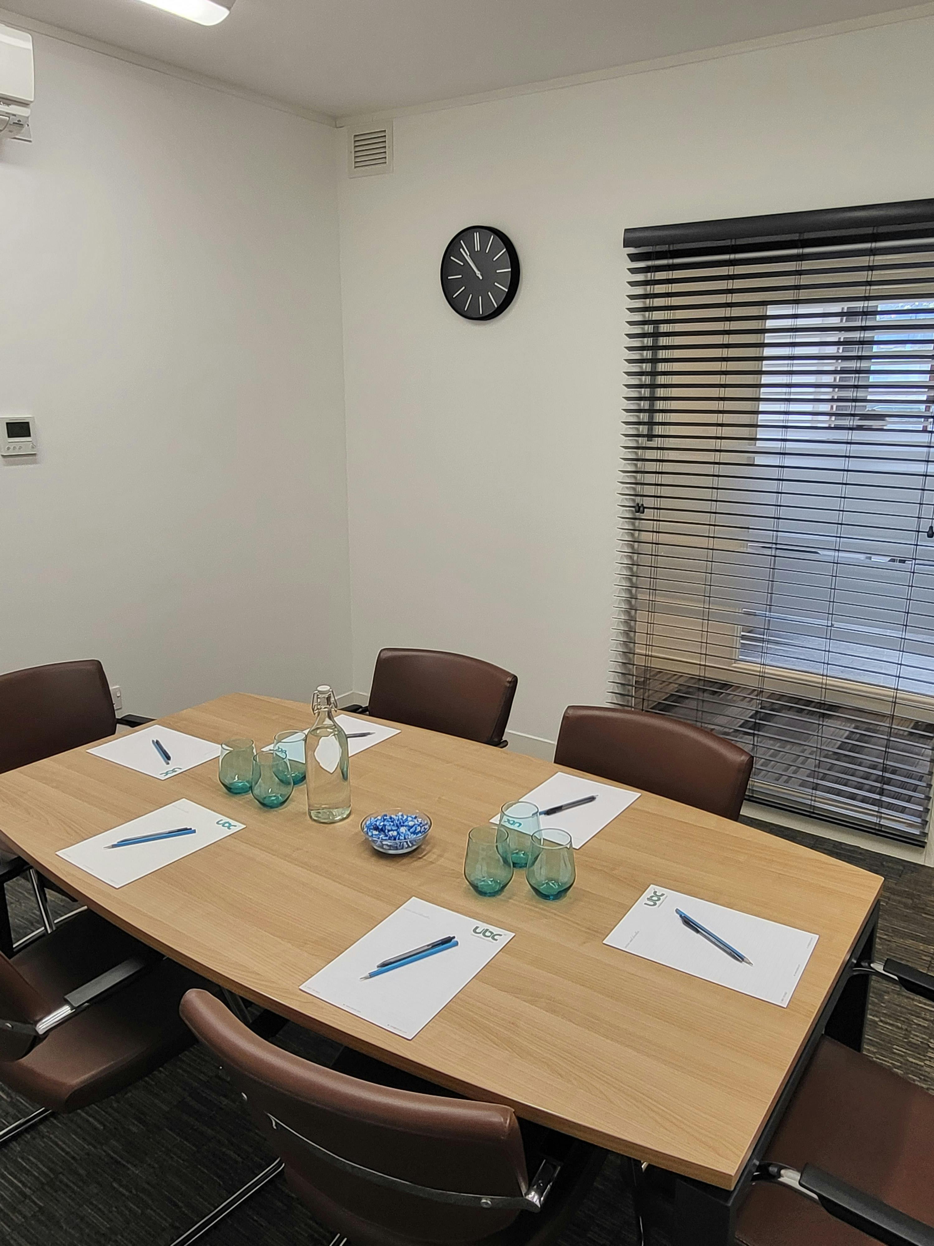 Mountbatten Suite meeting room with modern table, ideal for corporate events and workshops.