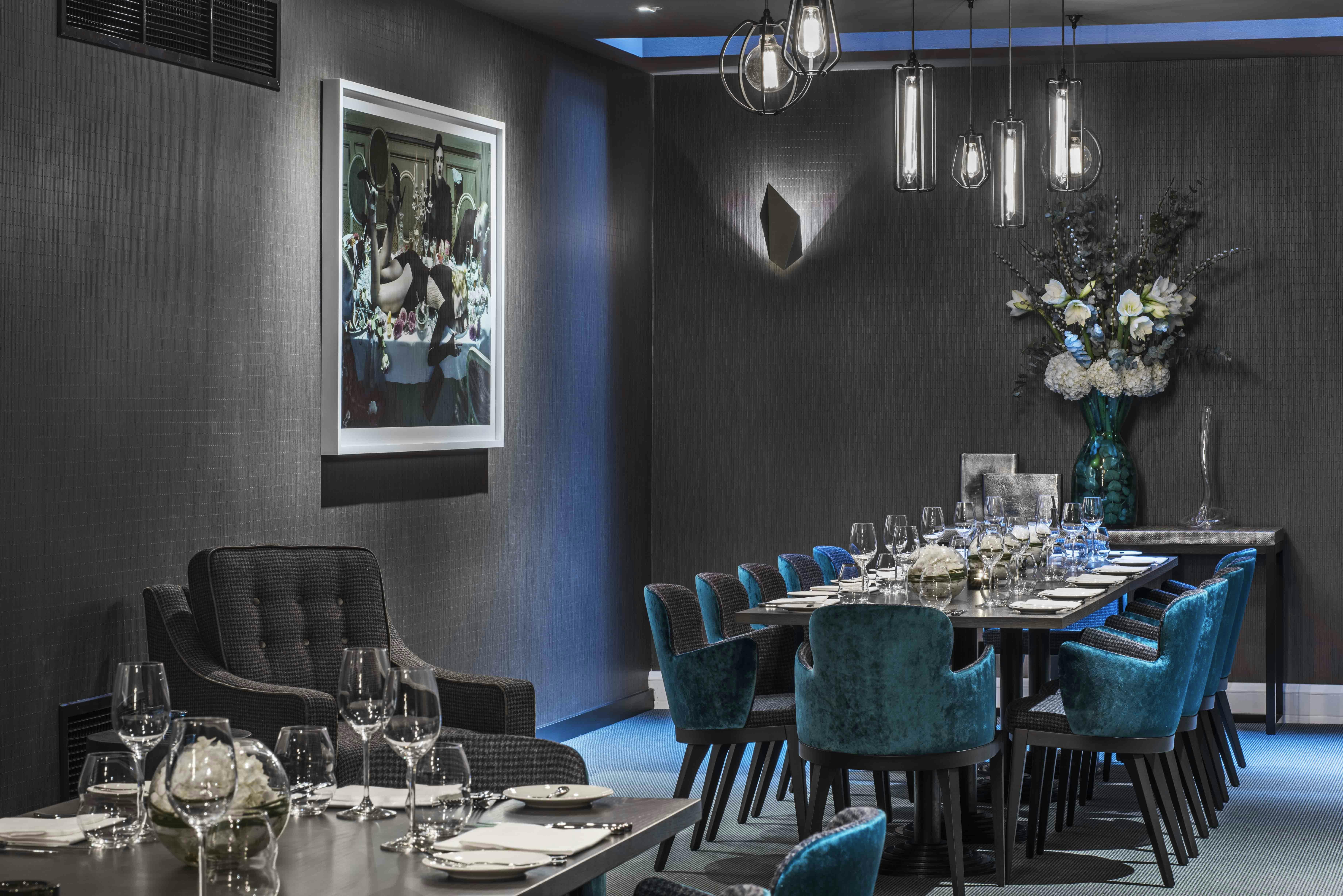 Elegant dining space at M Threadneedle Street for upscale events and intimate meetings.
