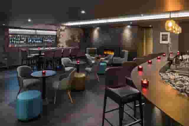 M BAR