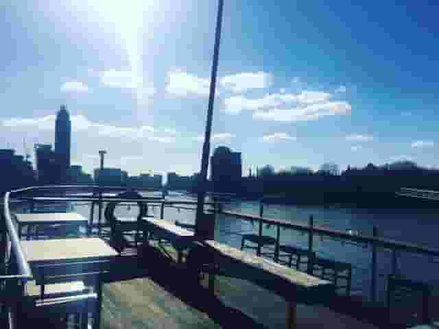 Tamesis Dock