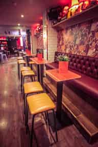 Pubs & Bars