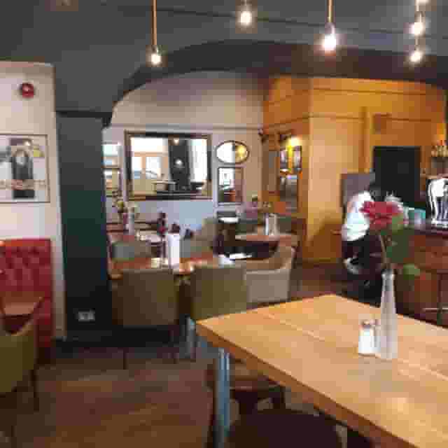 Auberge Bar/ Restaurant
