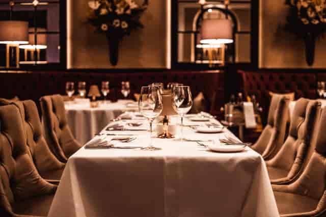 Elegant dining table in upscale Palm Beach restaurant for events and gatherings.