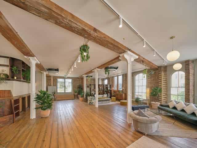 Menier Lounge