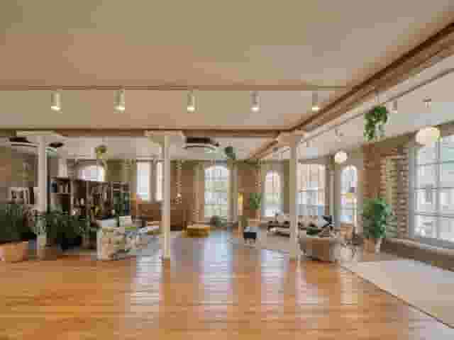 Menier Lounge