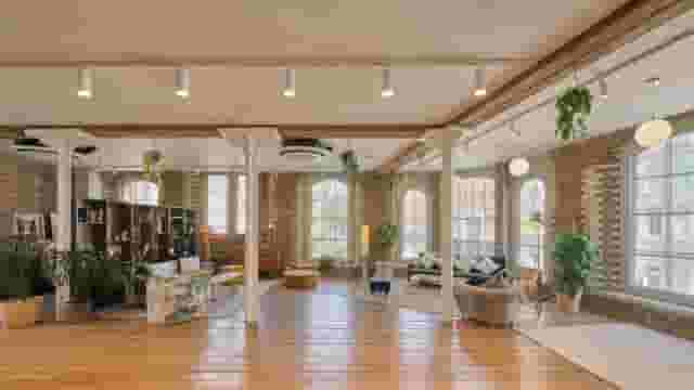 Menier Lounge