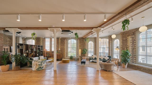 Menier Lounge