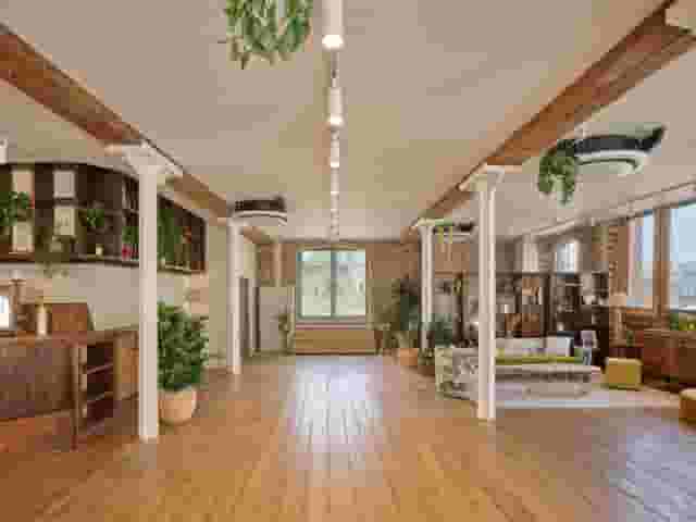 Menier Lounge