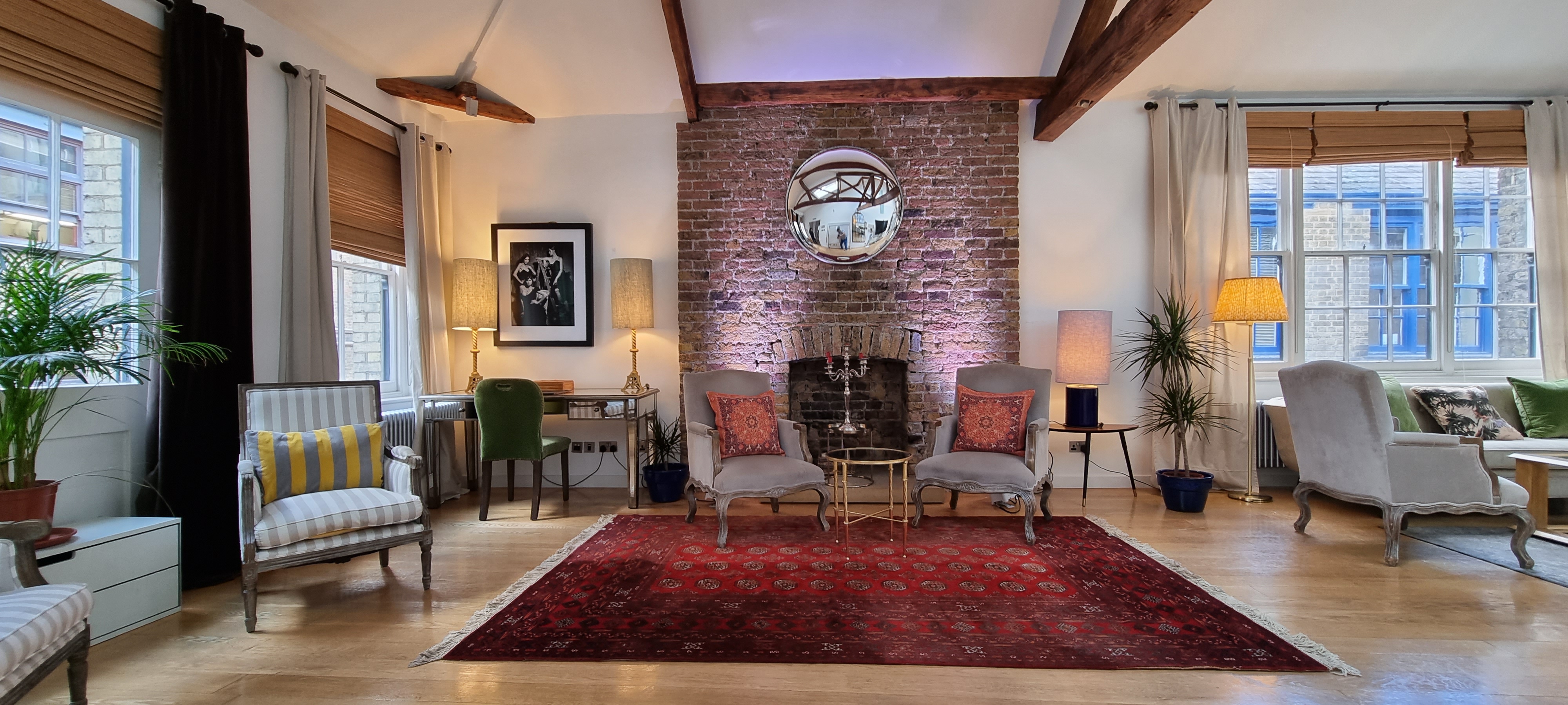 Stylish meeting space in Lumiere London, ideal for gatherings and networking events. - Banner