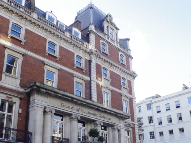 The Mandeville Hotel