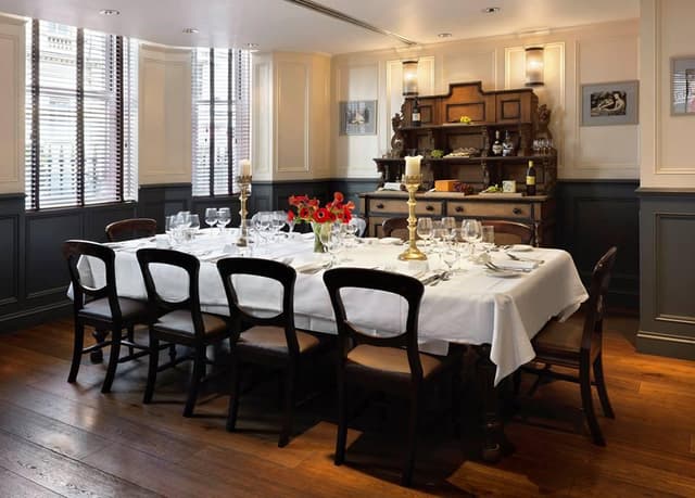 The Mandeville Hotel