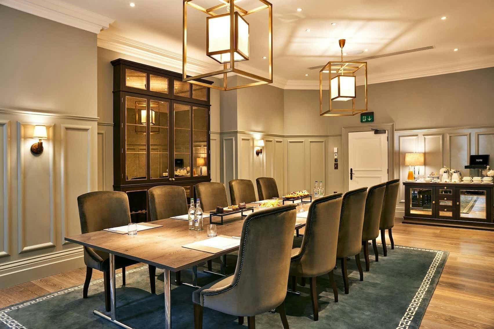 Sophisticated meeting room at Kimpton Fitzroy London, ideal for corporate events.