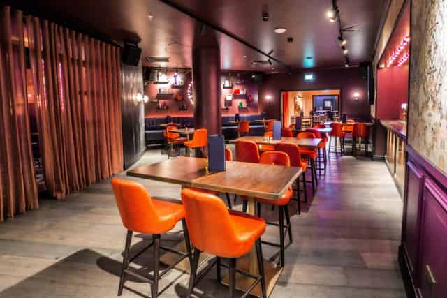 Ruby Rose Private Room