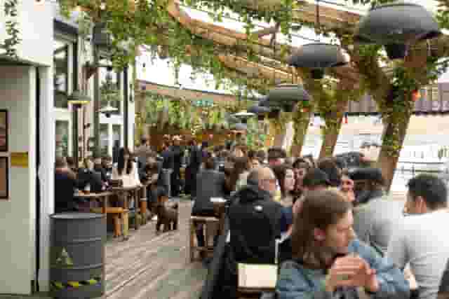 90 Bar & Kitchen