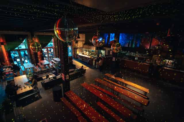 90 Bar & Kitchen
